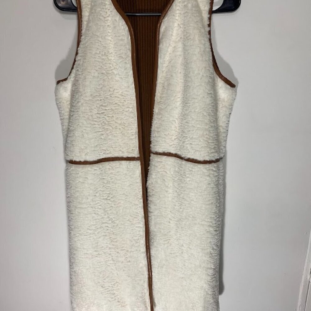 Rafella Sherpa Vest